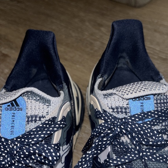 Adidas Ultraboost - Picture 4 of 5